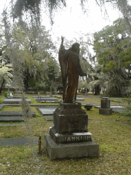 Angel statue near Lauderdale plot